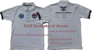 KAOS PUTIH